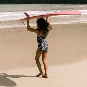 NWT Of One Sea black shaka swimsuit in 9/10